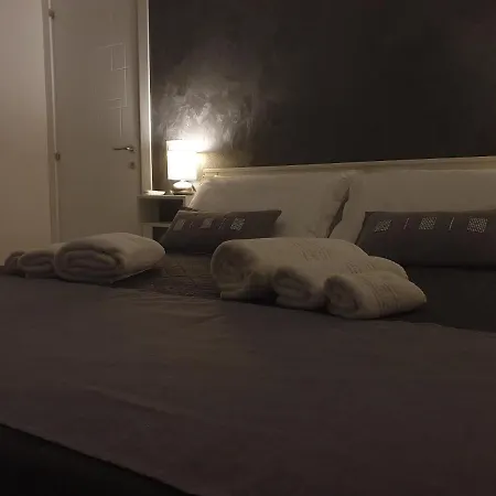 Risea Rooms Giardini-Naxos